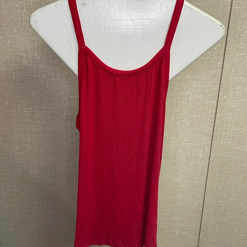 Zyia Red Sleeveless Top